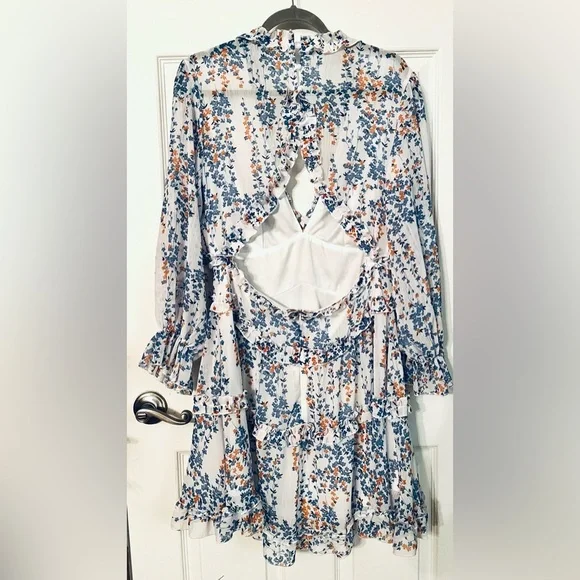 Floral Deep V Neck Open Back Ruffle Dress in Blue and Orange Large - Picture 2 of 2